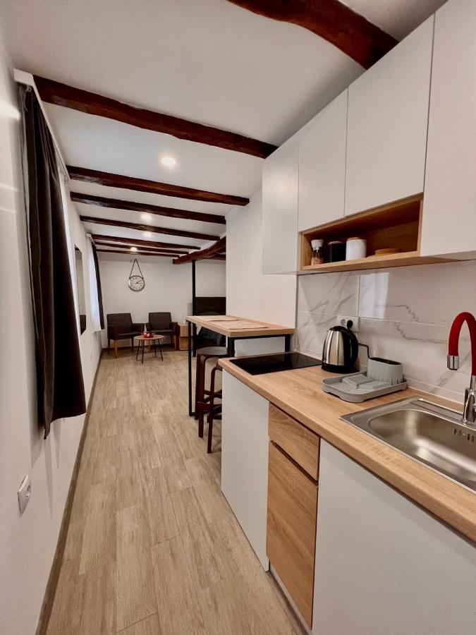 Stone House Central Belgrade Studio ภายนอก รูปภาพ